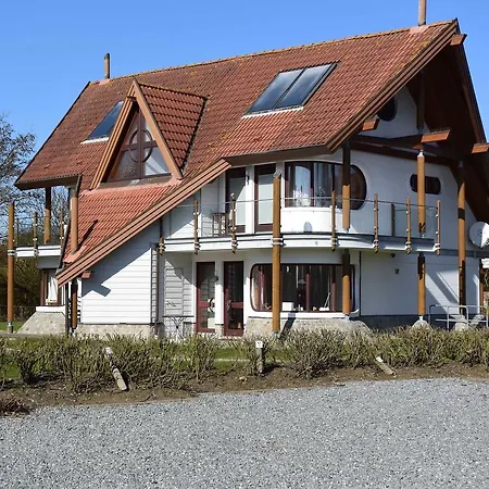Апартаменты 4 Sterne Ferienwohnung _zur Kajuet