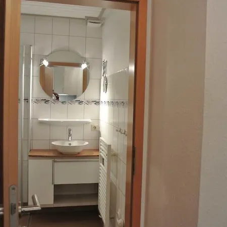 4 Sterne Ferienwohnung _zur Kajuet Апартаменты Фридрихског-Шпитце